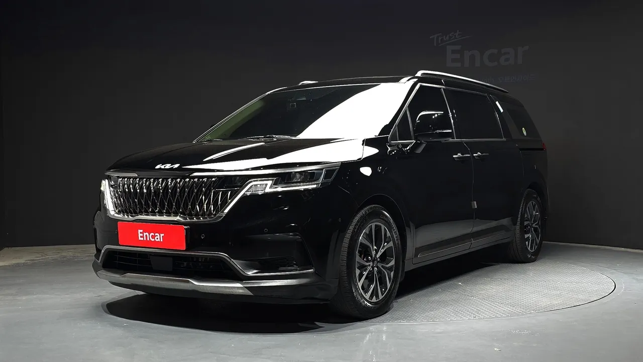 2023 Kia Carnival Gasoline 11-Seater Signature