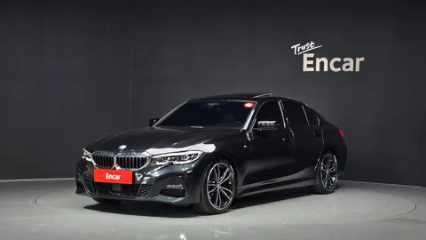2022 BMW 3-Series 320i M Sport
