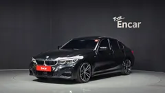 2022 BMW 3-Series 320i M Sport, чёрный — фото 1