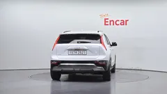 2022 Kia Niro Signature, белый — фото 4