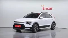 2022 Kia Niro Signature, белый — фото 13