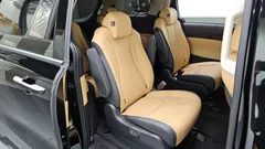 2023 Kia Carnival Diesel 9-Seater Noblesse — фото 16