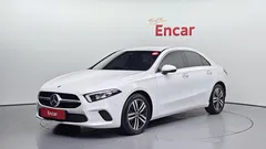 2022 Mercedes-Benz A-Class A220 Sedan — фото 1