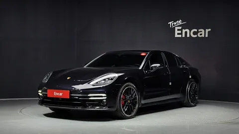 2023 Porsche Panamera 4.0 GTS
