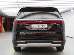 2023 Kia Carnival Diesel 9-Seater Prestige — фото 3
