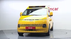 2023 Hyundai Staria L3.5 Kinder Safety Car — фото 3