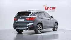 2022 BMW X1 xDrive 20i xLine — фото 2