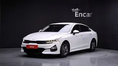2023 Kia K5 2.0 LPI(Renter car) — фото 1