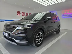 2023 Kia Carnival Diesel 9-Seater Prestige — фото 12