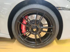 2023 Porsche 911 Carrera 4 GTS Cabriolet, 은하색 — фото 4