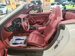 2023 Porsche 911 Carrera 4 GTS Cabriolet, 은하색 — фото 7