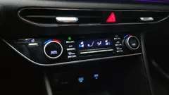 2023 Hyundai Sonata 2.0 — фото 19