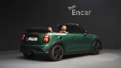 2022 Mini Cooper Convertible Classic, зелёный — фото 2