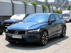 2023 Volvo V60 B5 Ultimate AWD, синий — фото 2