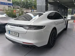 2023 Porsche Panamera 2.9 AWD Platinum Edition — фото 6