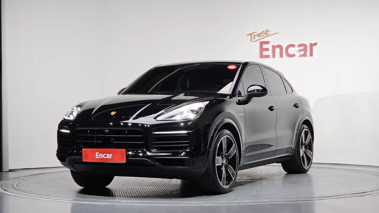 2023 Porsche Cayenne 3.0 E-HYBRID COUPE PLATINUM EDITION