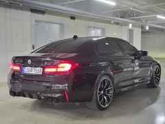 2023 BMW M5 M5 Sedan Competition, чёрный — фото 4