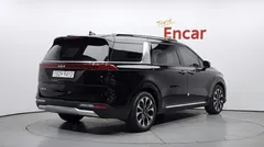 2022 Kia Carnival Diesel 9-Seater Signature — фото 2