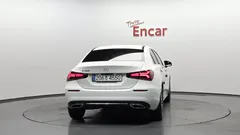 2022 Mercedes-Benz A-Class A220 Sedan — фото 4