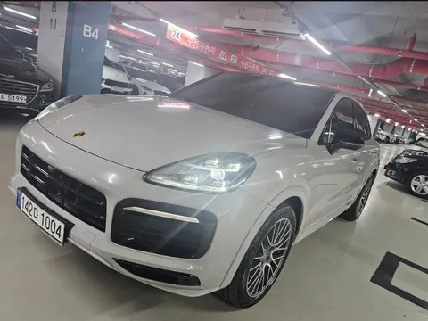 2023 Porsche Cayenne 3.0 COUPE PLATINUM EDITION