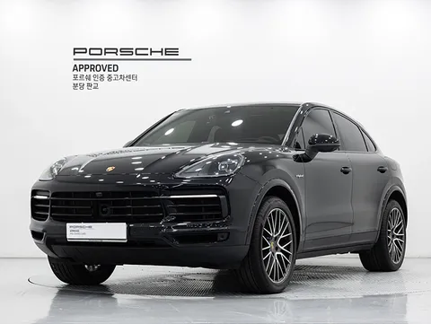 2022 Porsche Cayenne 3.0 E-Hybrid Coupe