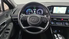 2022 Hyundai Sonata Premium Plus — фото 13