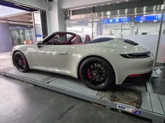 2023 Porsche 911 Carrera 4 GTS Cabriolet — фото 2