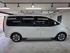 2024 Hyundai Staria L3.5 Tourer 11-Seater — фото 5