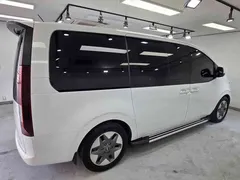 2024 Hyundai Staria L3.5 Tourer 11-Seater — фото 14