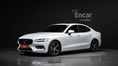 2021 Volvo S60 B5 Inscription, белый — фото 1