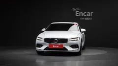 2021 Volvo S60 B5 Inscription, белый — фото 3