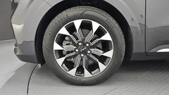 2023 Kia Carnival Diesel 9-Seater Noblesse — фото 5