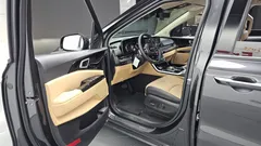 2023 Kia Carnival Diesel 9-Seater Noblesse — фото 10