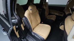 2023 Kia Carnival Diesel 9-Seater Noblesse — фото 11