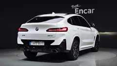 2022 BMW X4 xDrive20i M Sport — фото 3