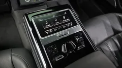 2021 Audi A8 60 TFSI Quattro LWB, чёрный — фото 19