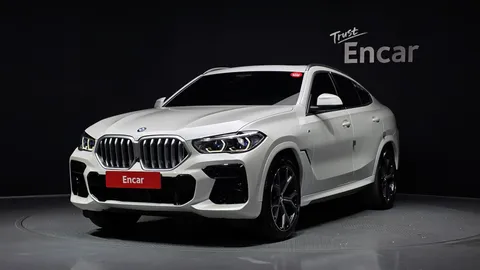 2022 BMW X6 xDrive40i M Sport
