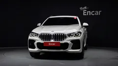 2022 BMW X6 xDrive40i M Sport, белый — фото 3