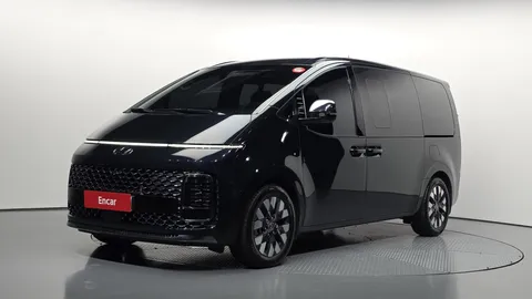 2022 Hyundai Staria 4WD Lounge 9-Seater