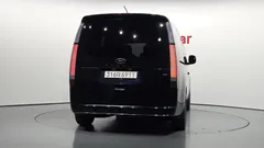 2022 Hyundai Staria 4WD Lounge 9-Seater — фото 4