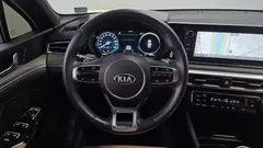 2021 Kia K5 Signature, белый — фото 13