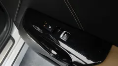 2021 Kia K5 Signature, белый — фото 19