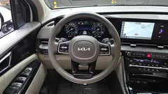 2022 Kia Carnival Diesel 7-Seater Signature — фото 13