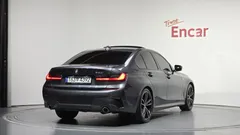 2022 BMW 3-Series 320i M Sport, серый — фото 2