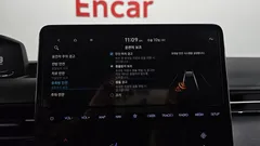 2023 Hyundai Staria Lounge 9-Seater — фото 15