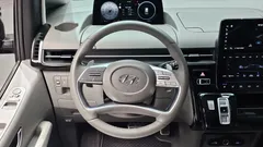 2022 Hyundai Staria Lounge 7-Seater — фото 12