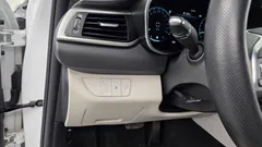 2022 Genesis G70 Gasoline 3.3T 2WD, белый — фото 16