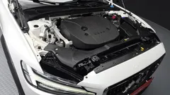 2021 Volvo V60 B5 Pro AWD, белый — фото 6