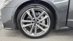 2021 Audi A7 55 TFSI Quattro Premium, серый — фото 5