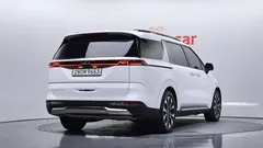 2023 Kia Carnival Gasoline 9-Seater Noblesse — фото 2